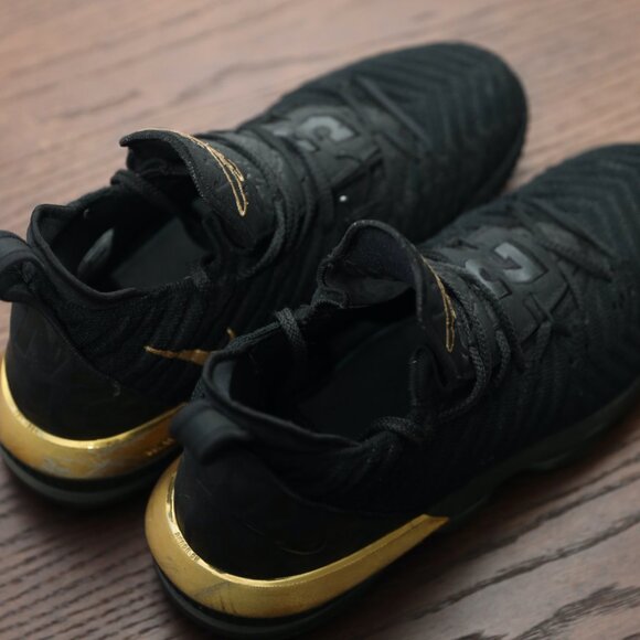 Nike LeBron 16 I\'m King - Size 14 main image 4